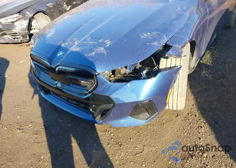 2024 BMW I5 M60 z USA, uszkodzony, nr VIN WBY43FK09RCN89715